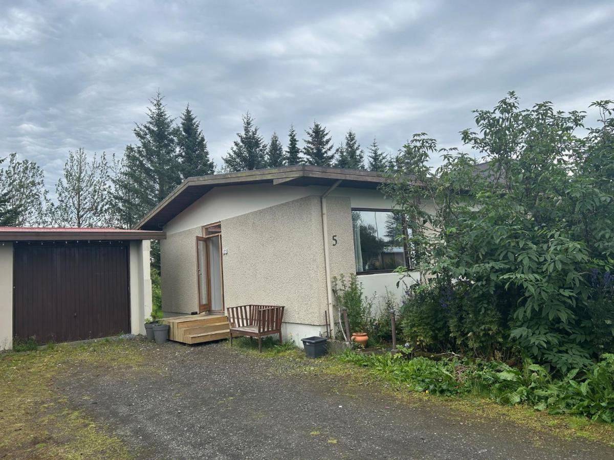 Art Guesthouse Olla Selfoss Exterior photo